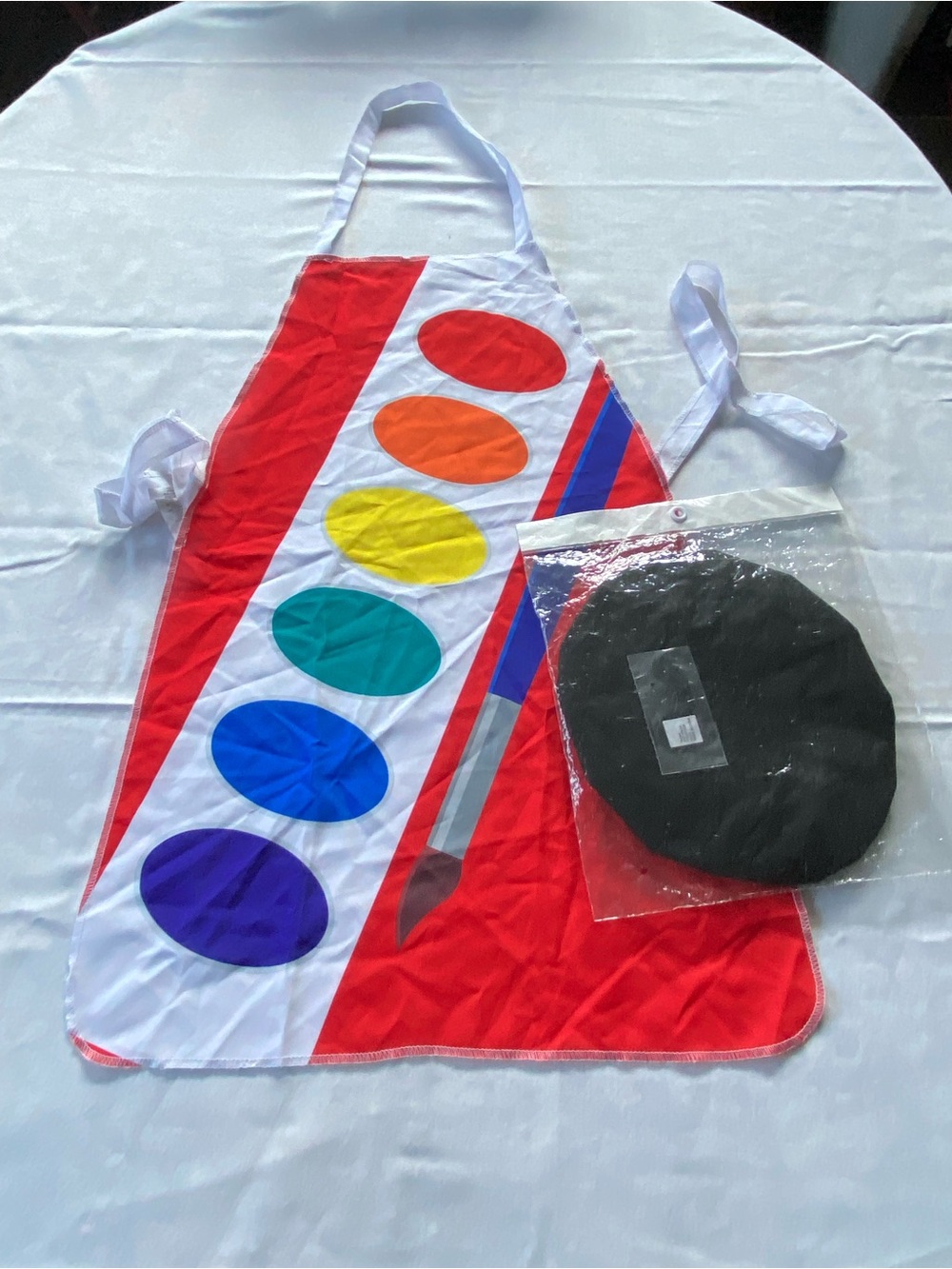 NWOT Halloween Painters Apron and Artist Black Beret Kids One Size - Picture 1 of 6